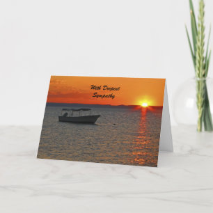 Tarjeta Con mayor simpatía, barco pesquero al atardecer