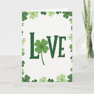 Tarjeta con patrón de trébol de amor afortunado