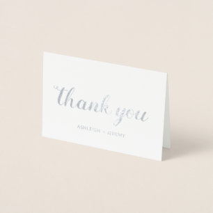 Tarjeta Con Relieve Metalizado Agradecimiento de Boda con Caligrafía Plateada Cap