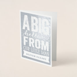 Tarjeta Con Relieve Metalizado Anuncio de nacimiento de niño pequeño y pequeño