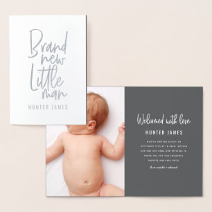 Tarjeta Con Relieve Metalizado Anuncio de nacimiento de un niño dibujado a mano