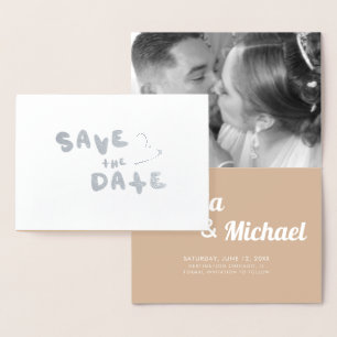 Tarjeta Con Relieve Metalizado Corazones Simples Letra Dibujada a Mano Save the D