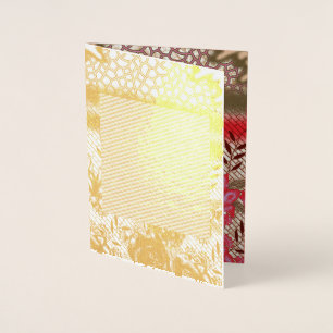 Tarjeta Con Relieve Metalizado Diseño de tejidos intrincados con motivos florales
