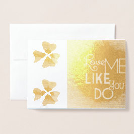 Tarjeta Con Relieve Metalizado El amor, el romántico beso, el destino del amor