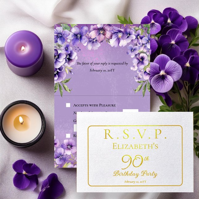 Tarjeta Con Relieve Metalizado Elegant Purple Violets Floral Birthday Party RSVP (Elegant Purple Violets Floral 90th Birthday Party RSVP Foil Invitation Folded Insert Enclosure Card)
