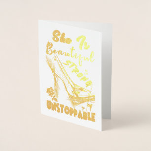 Tarjeta Con Relieve Metalizado Ella Es Hermosa Fuerte Imparable