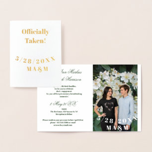 Tarjeta Con Relieve Metalizado Foto de compromiso pareja flores blancas divertida