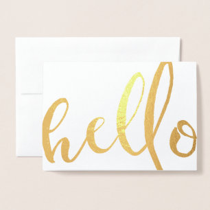 Tarjeta Con Relieve Metalizado Hola escritura del Relieve metalizado dorado