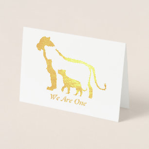 Tarjeta Con Relieve Metalizado Leones blancos y negros