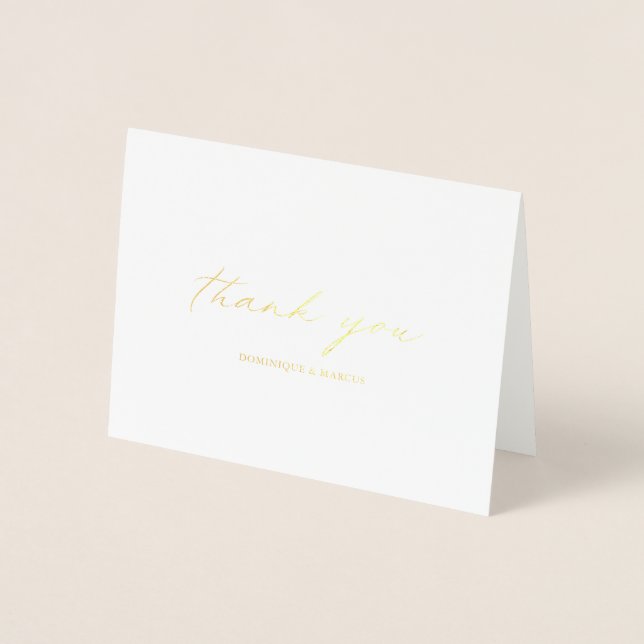 Tarjeta Con Relieve Metalizado Moda Caligrafía Elegante Boda Gracias Oro (Anverso)