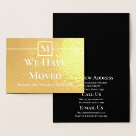 Tarjeta Con Relieve Metalizado Nos Hemos Mudado Elegante Anuncio de Movimiento de