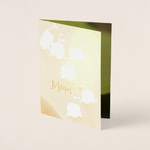 Tarjeta Con Relieve Metalizado Oro de Día de la Madre de bonito