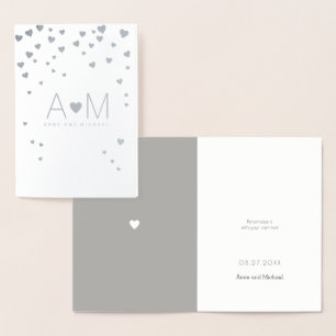 Tarjeta Con Relieve Metalizado Relieve metalizado plateado Corazones monogramados