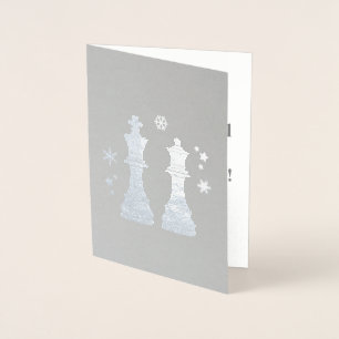 Tarjeta Con Relieve Metalizado Rey ajedrez y Reina en Navidades.