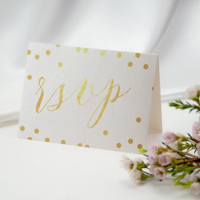 Tarjeta Con Relieve Metalizado RSVP plegada de Confetti dorado (Subido por el creador)