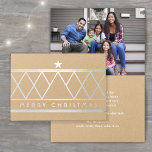 Tarjeta Con Relieve Metalizado Simple Kraft Geométrico Merry Christmas Tree Real<br><div class="desc">Envíe sencillamente elegantes deseos de vacaciones con el lujoso brillo de Relieve metalizado real plateado sobre papel kraft premium. Todo el texto en el frente y en el interior se puede personalizar o eliminar fácilmente. Front of card presenta un moderno diseño geométrico de árbol de Navidad y un sencillo mensaje...</div>
