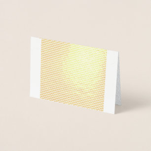 Tarjeta Con Relieve Metalizado Una superficie completamente blanca e incansable l