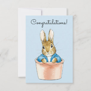 Tarjeta Conejo clásico en chaqueta azul Felicidades