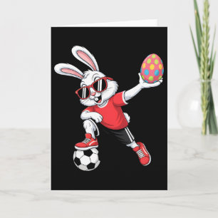Tarjeta Conejo Feliz de Pascua Jugando Fútbol Hombres Niño