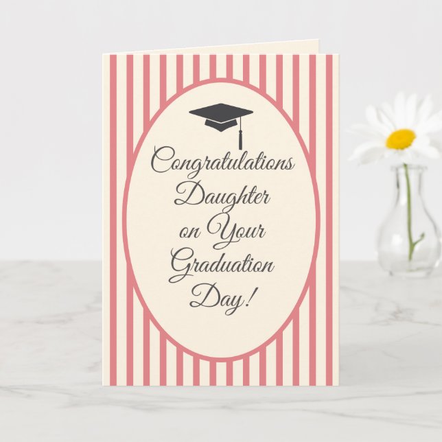 Tarjeta Congratulations Daughter Pink Graduation Day (Planta pequeña)