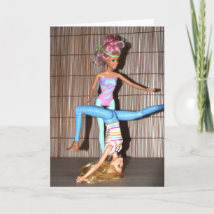 Tarjeta Conozca a los Chicas del gimnasio.