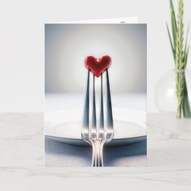 Tarjeta Corazón Rojo de Aniversario en un Tenedor (Anverso)