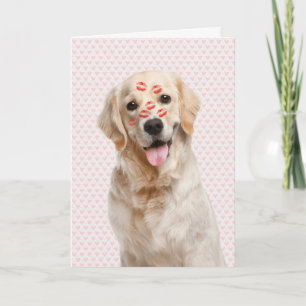 Tarjeta Corazones rosados de San Valentín con Golden Retri