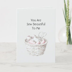 Tarjeta Cose Hermosa Canasta de Hilo Rosa Blush Blanco Amo