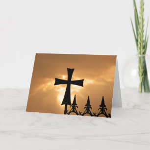 Tarjeta Cruz de hierro forjado en una valla