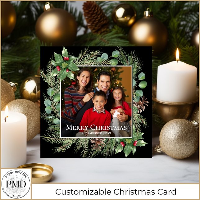 Tarjeta cuadrada botánica de corona de foto de Fel (Merry Christmas Family Photo Wreath Botanical Square Christmas Card with Optional Text on Back.)