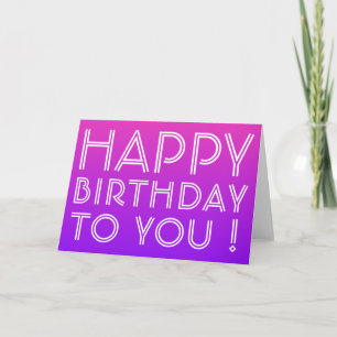 Tarjeta Cualquier nombre editable feliz cumpleaños rosa pú