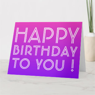 Tarjeta Cualquier nombre editable feliz cumpleaños rosa pú
