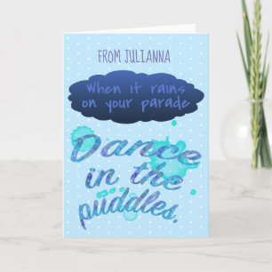 Tarjeta Cuando llueve la cita de ánimo inspirador