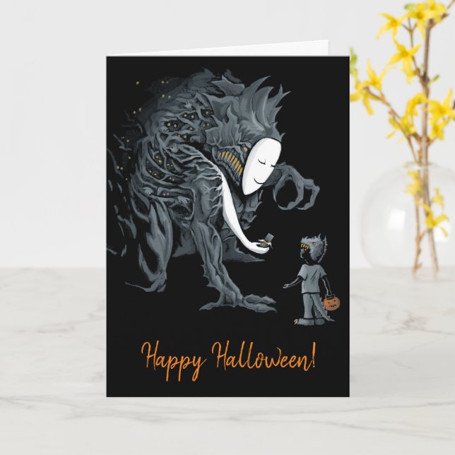 Tarjeta Cuidado con un truco en Halloween (flor amarilla)