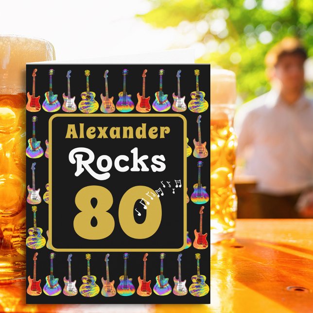 Tarjeta Cumpleaños 80 Retro Groovy Guitarra Personalizada (Music lovers Guitar 80th birthday personalized name rocks 80 black & gold rock and roll folded card)