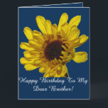 Tarjeta Cumpleaños amarillo de Brother de los estampados<br><div class="desc">Impreso con imagen hermosa de la flor amarilla en fondo azul. ¡No dude en para modificar los mensajes para requisitos particulares como usted desea!</div>