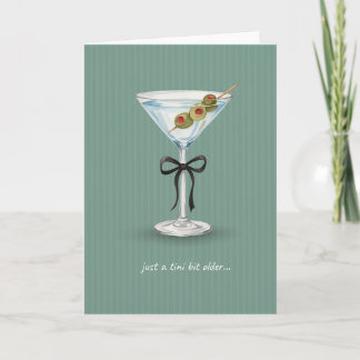 Tarjeta Cumpleaños con Martini Pun Solo Un Poco Más Viejo