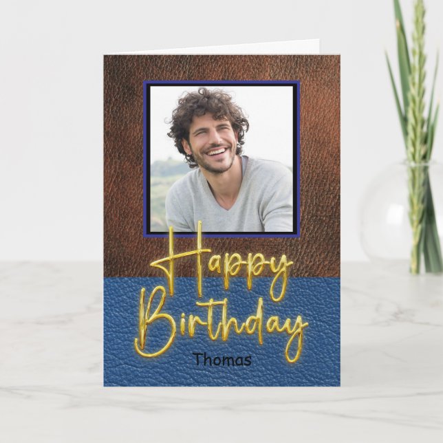 Tarjeta Cumpleaños Cuero Marrón y Azul Escritura Dorada (Anverso)