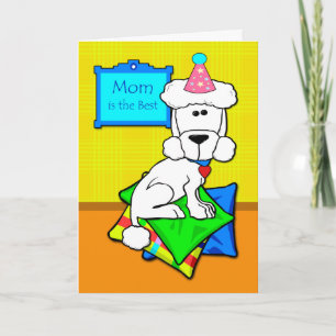 Tarjeta Cumpleaños de mamá, caniche blanco en almohadas