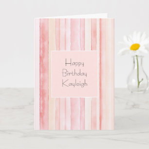 Tarjeta Cumpleaños de rayas de melocotón rosa rubor femeni