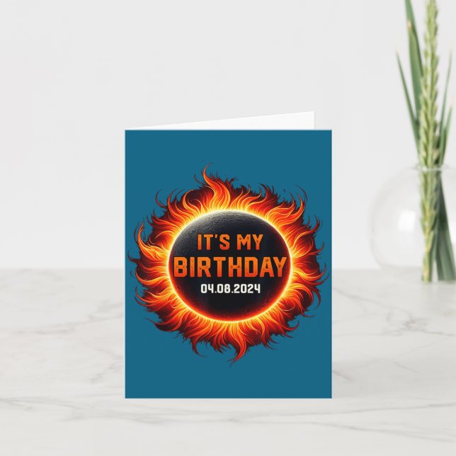 Tarjeta Cumpleaños fresco gráfico de eclipse solar (Anverso)