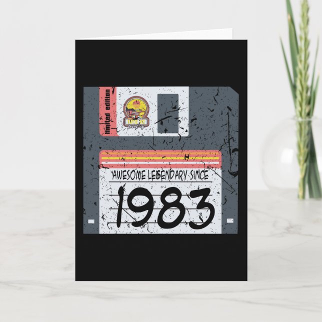 Tarjeta Cumpleaños Nerd 1983 (Anverso)