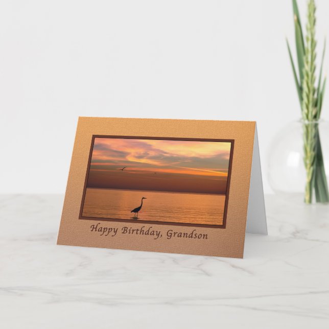 Tarjeta Cumpleaños, nieto, vista al mar en la puesta del (Anverso)