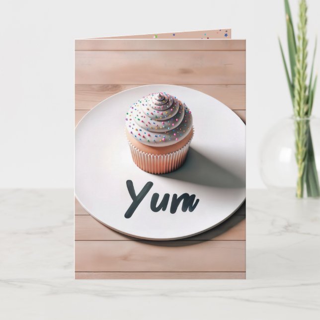 Tarjeta Cumpleaños Yum Cupcake (Anverso)