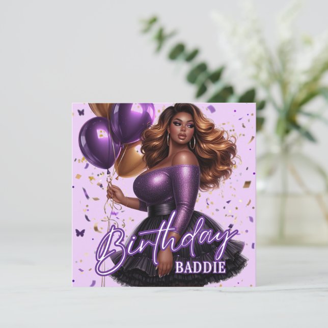 Tarjeta Curvy Glam African American Woman Purple Birday (Anverso de pie)