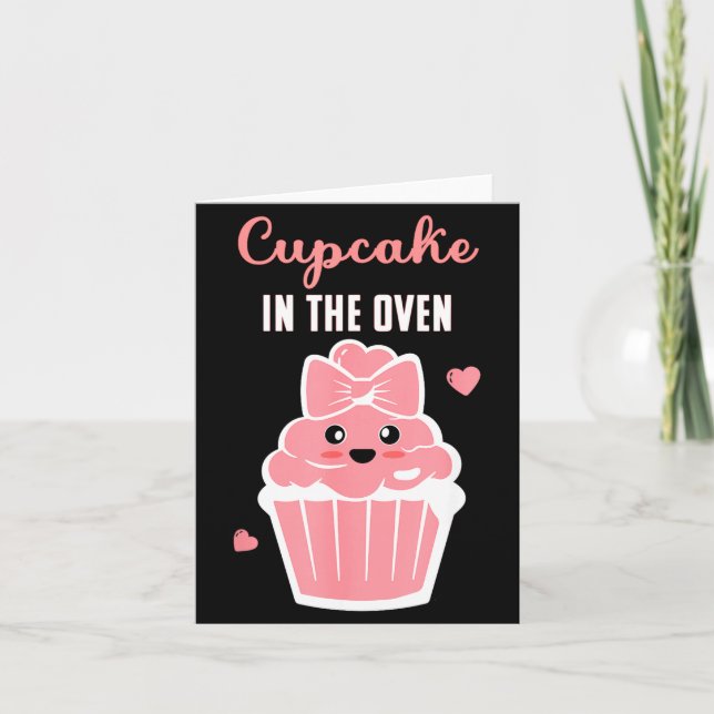 Tarjeta Cute Cupcake In The Oven Gender Reveal Baby Girl  (Anverso)