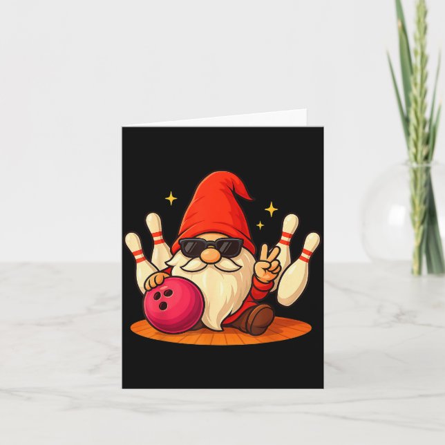 Tarjeta Cute Gnome With Sungles Gnome Playing Bowling Men  (Anverso)