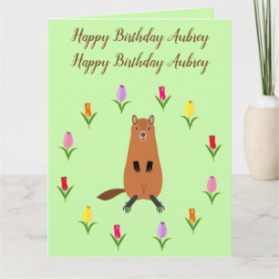 Tarjeta Cute Groundhog y Tulip Flowers Funny Cumpleaños