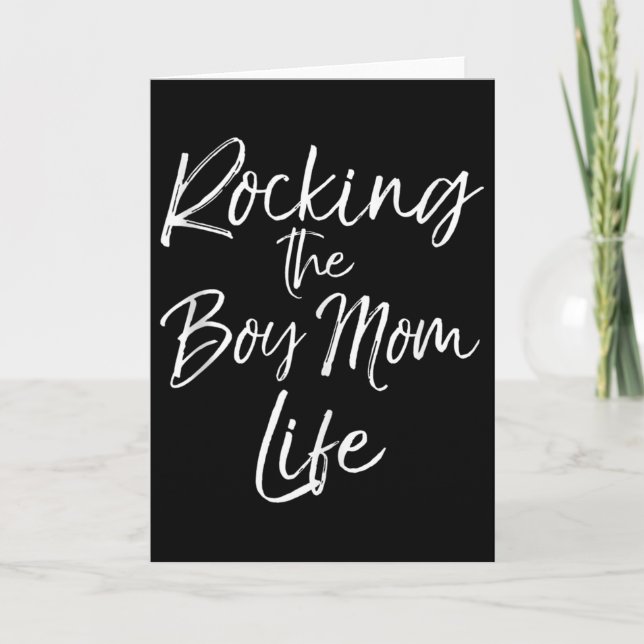 Tarjeta Cute Mom Of Boys Gift From Sons Rocking The Life T (Anverso)