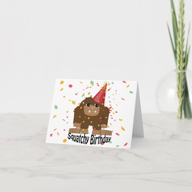 Tarjeta Cute Squatchy Birthday Bigfoot (Anverso)